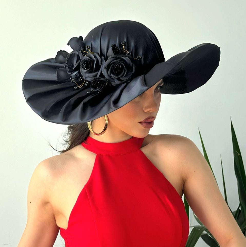 Jenny Siyah Renk Saten Elegan Şapka 45 cm Özel Şapka Kutulu