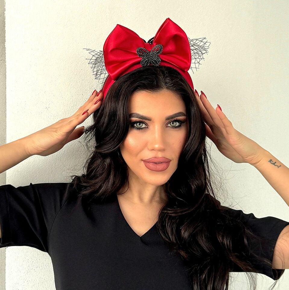 Mila Kırmızı Renk  Saten  Taç