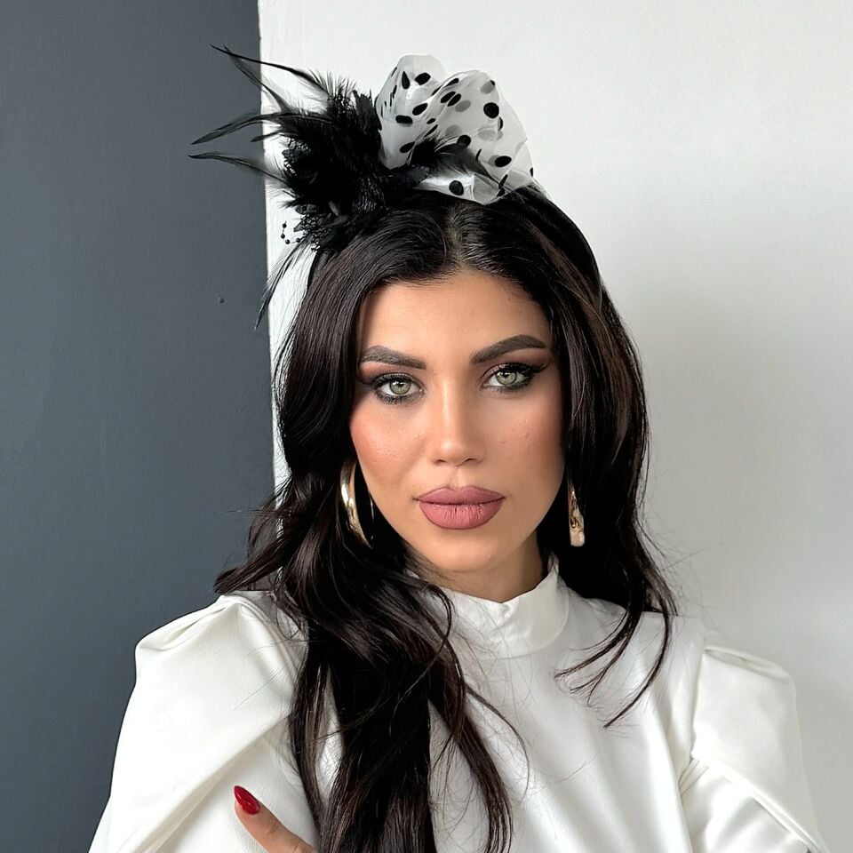 Mila Siyah Beyaz Puantiyeli  Aksesuarlı Taç