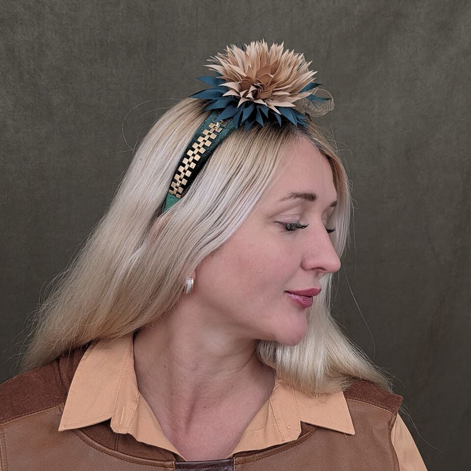 Mila  Yeşil Renk  Kadife Taç