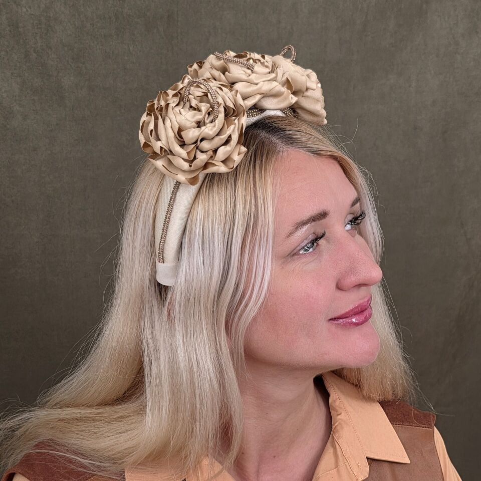 Mila Şampanya Renk Saten  Taç