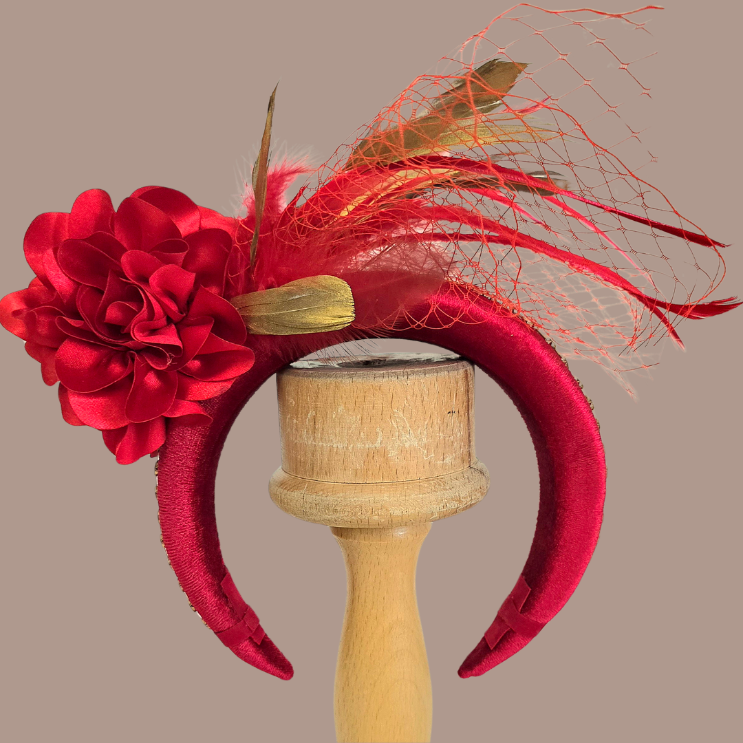 Mila Kırmızı  Kadife Taç