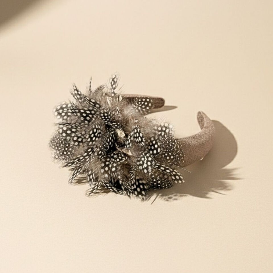 Mila Capicino Kadife Taç