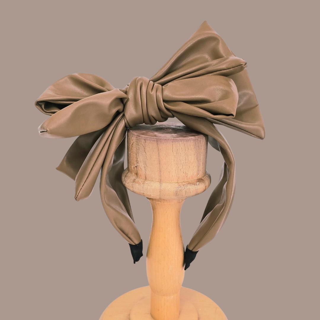 Mila Camel Renk Suni Deri Taç