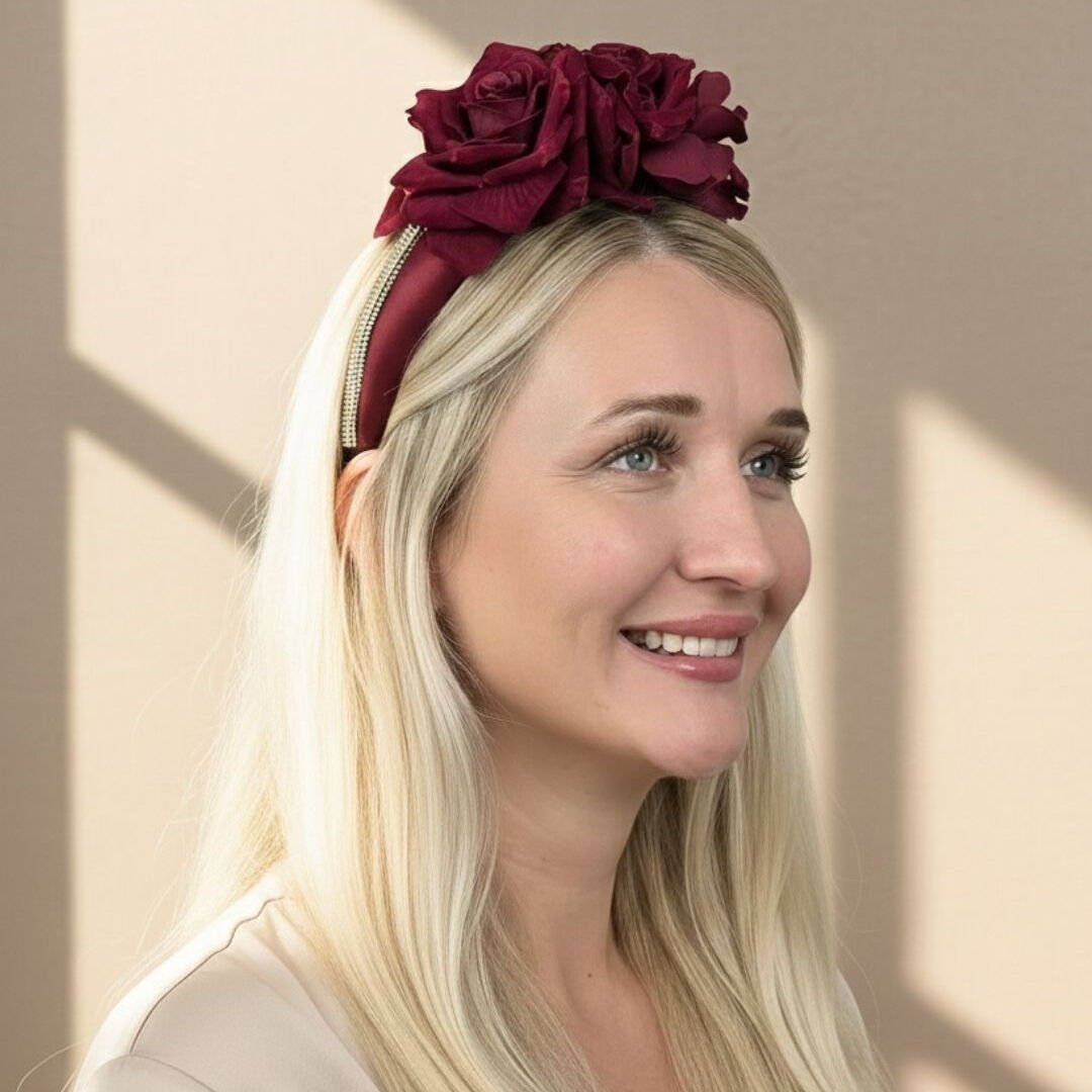 Mila Bordo Renk Taç