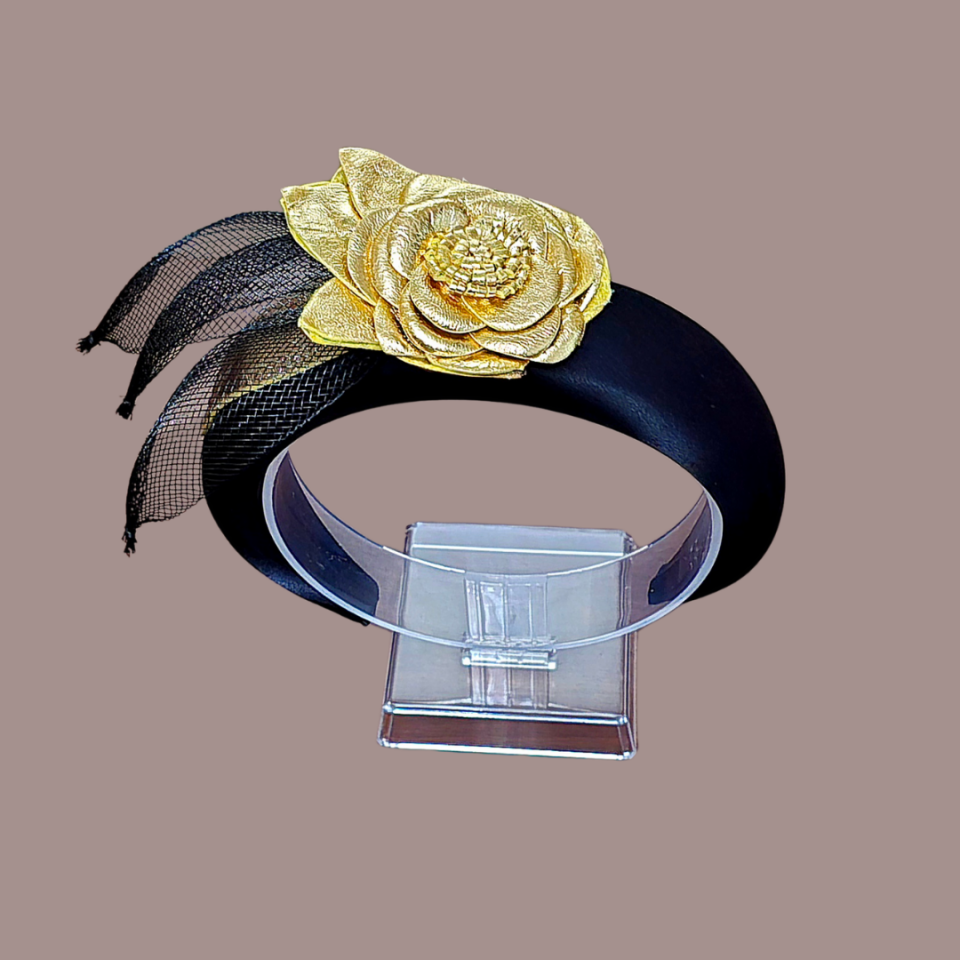 Mila Siyah Renk  Saten  Taç