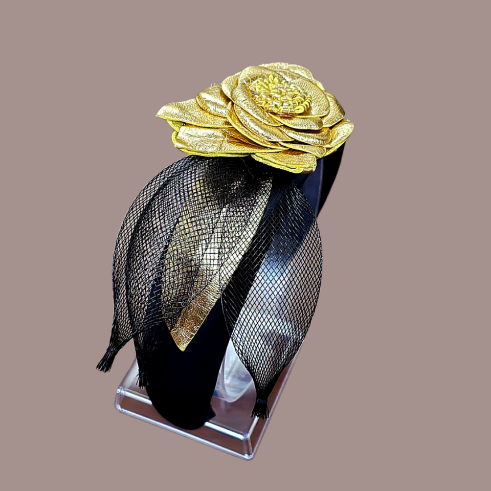 Mila Siyah Renk  Saten  Taç