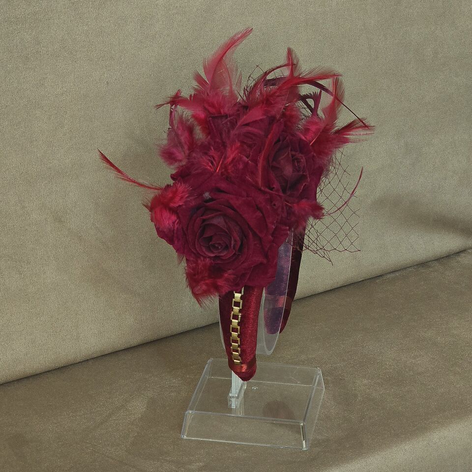 Amanda Bordo Renk Kadife Taç