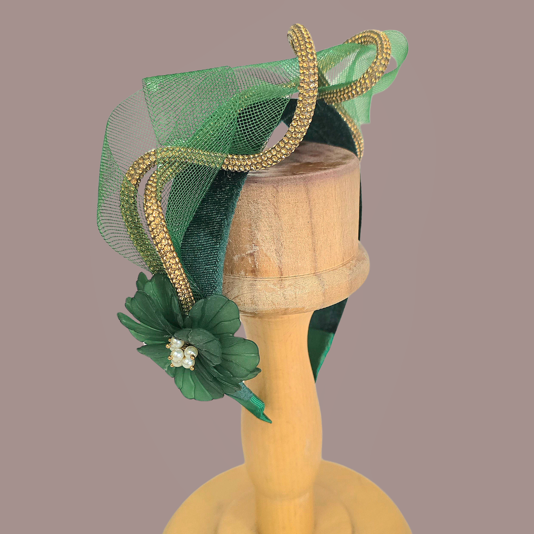 Amanda Yeşil Renk  Kadife Taç