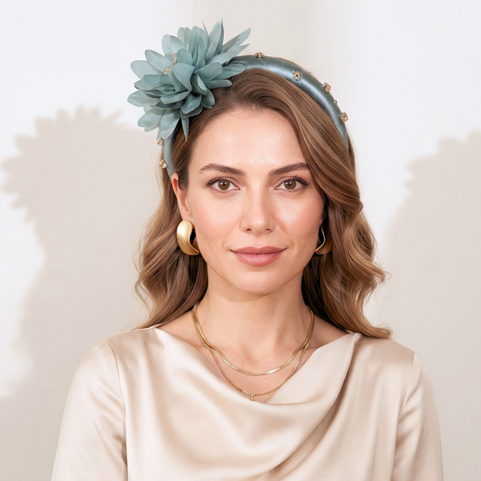 Amanda Su Yeşil Taç
