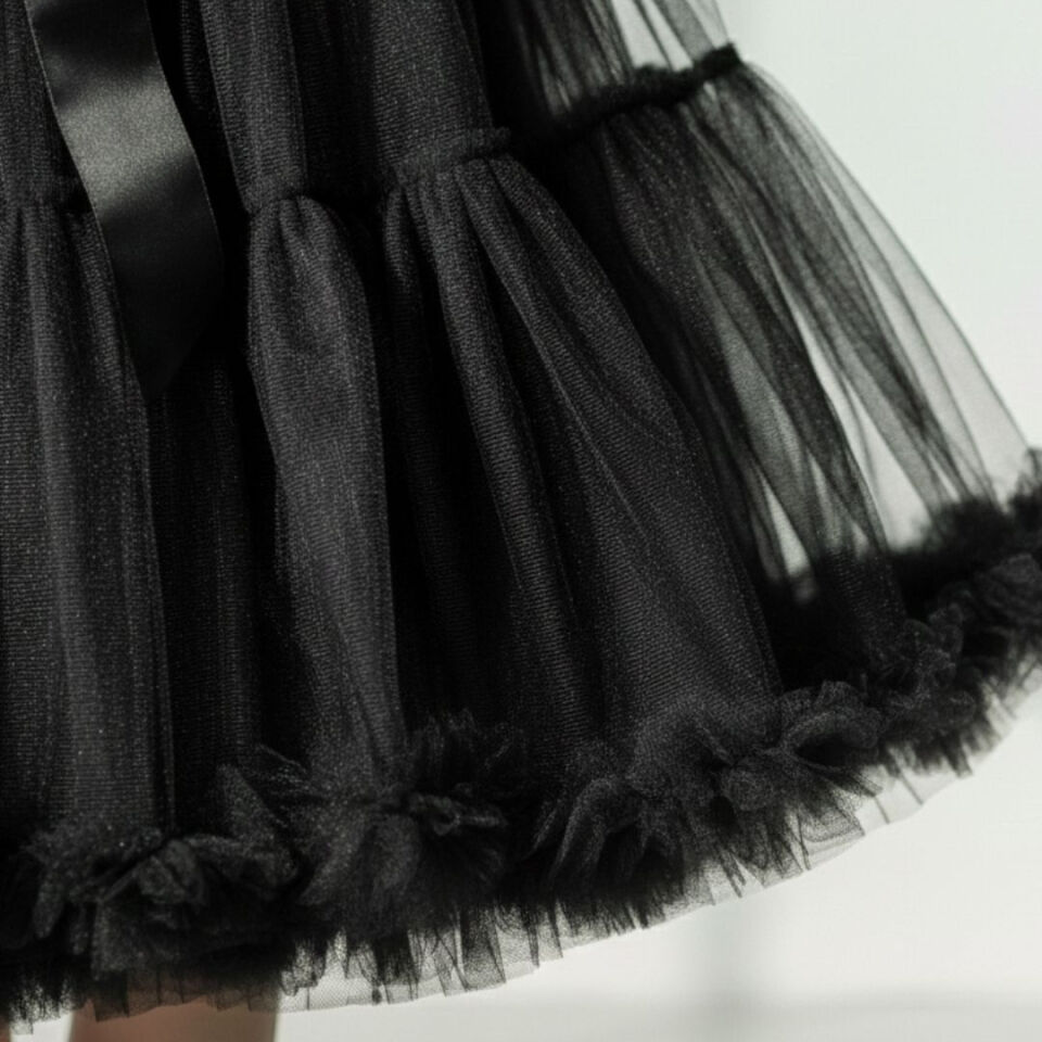 Lady Siyah Renk Ucu Volanlı Jüpon Etek 55 cm