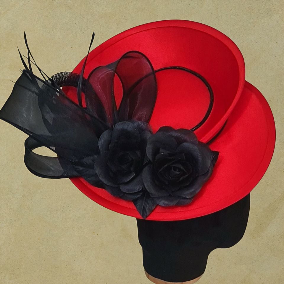 Esta Kırmızı Siyah Renk Vualet 30 cm